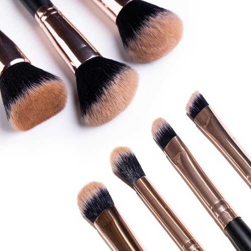 A close up image of the seven different kandi koated makeup brush heads